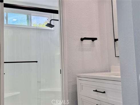 21865 Jinetes , Mission Viejo, CA