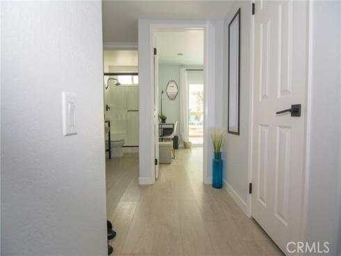 21865 Jinetes , Mission Viejo, CA