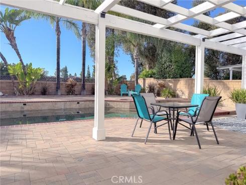 21865 Jinetes , Mission Viejo, CA