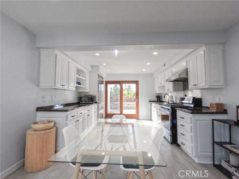21865 Jinetes , Mission Viejo, CA