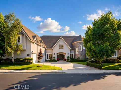 22187 Westcliff