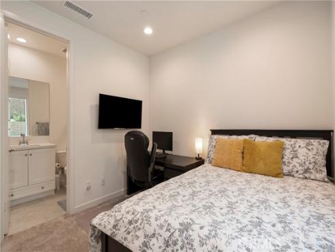 60 Sanctuary , Mission Viejo, CA