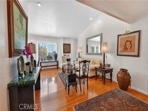 27302 Via Olmo , Mission Viejo, CA
