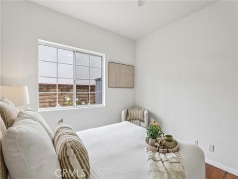 22395 Salmeron , Mission Viejo, CA