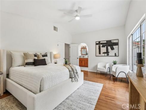 22395 Salmeron , Mission Viejo, CA