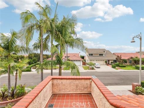 22395 Salmeron , Mission Viejo, CA