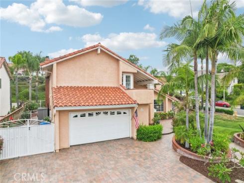 22395 Salmeron , Mission Viejo, CA