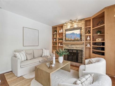 22395 Salmeron , Mission Viejo, CA