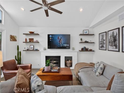 21941 Tobarra , Mission Viejo, CA