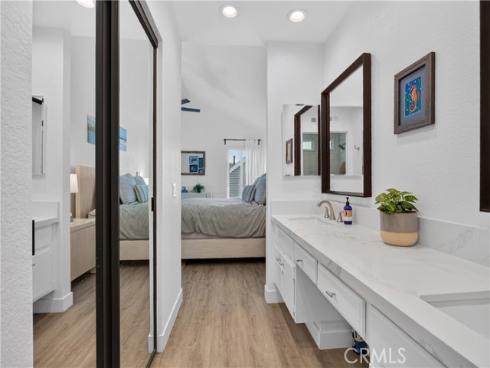 21941 Tobarra , Mission Viejo, CA