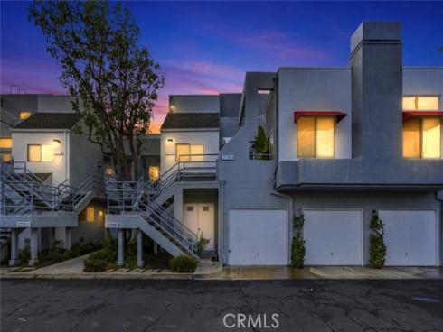 27743 Zircon 104 , Mission Viejo, CA