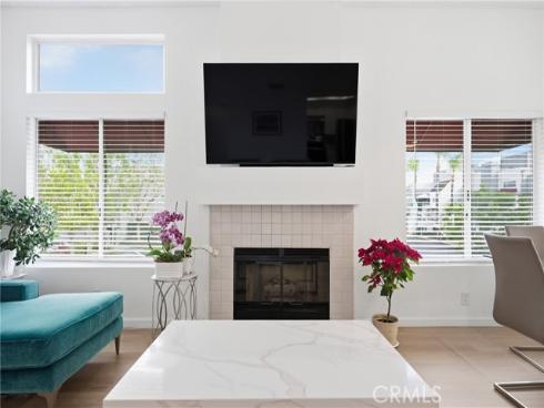 27743 Zircon 104 , Mission Viejo, CA
