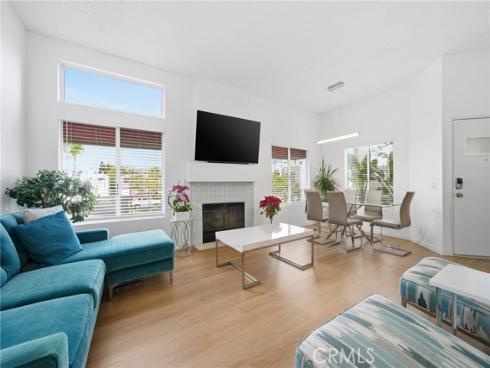27743 Zircon 104 , Mission Viejo, CA