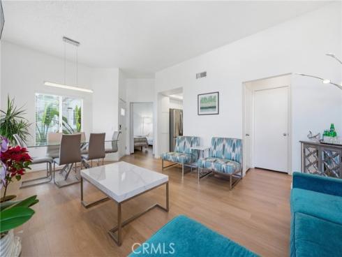 27743 Zircon 104 , Mission Viejo, CA
