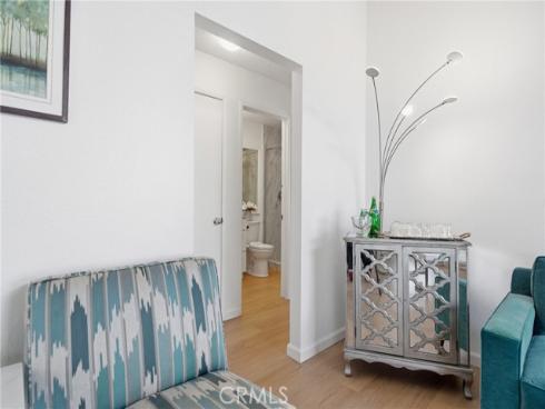 27743 Zircon 104 , Mission Viejo, CA
