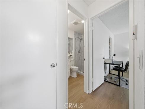 27743 Zircon 104 , Mission Viejo, CA