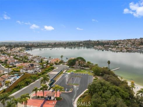 27743 Zircon 104 , Mission Viejo, CA