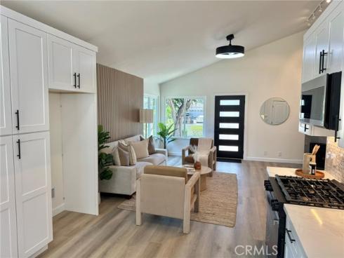 27181 Cedros , Mission Viejo, CA