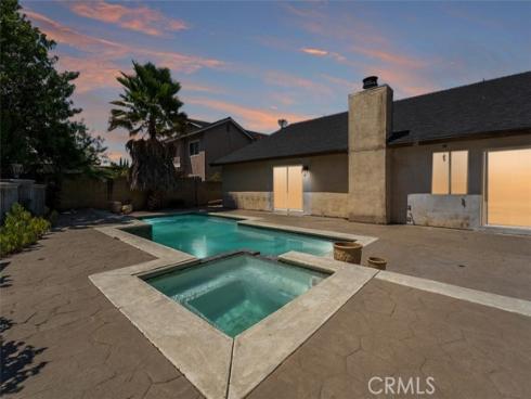 25422 Maximus , Mission Viejo, CA