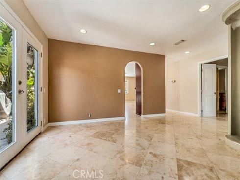 25422 Maximus , Mission Viejo, CA