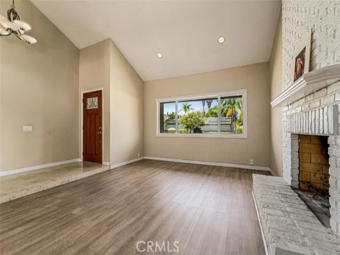 25422 Maximus , Mission Viejo, CA
