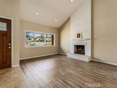 25422 Maximus , Mission Viejo, CA