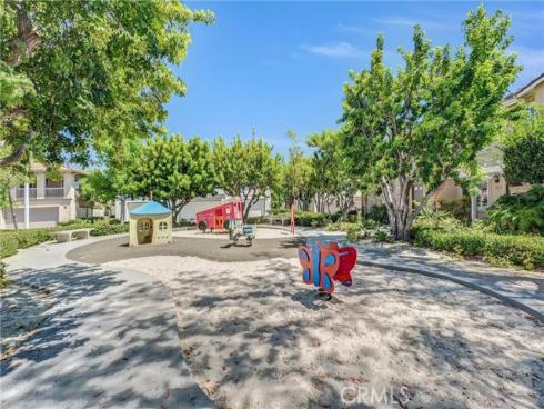 413 Knoll Lake , Mission Viejo, CA