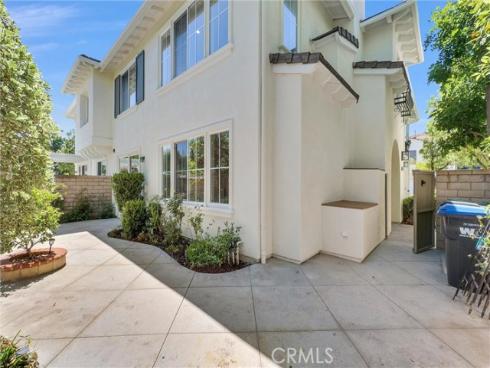 413 Knoll Lake , Mission Viejo, CA