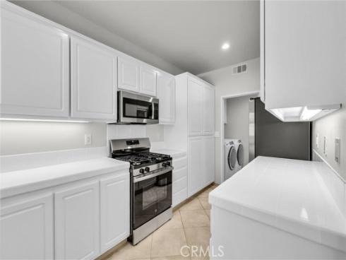 413 Knoll Lake , Mission Viejo, CA