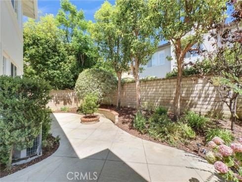 413 Knoll Lake , Mission Viejo, CA
