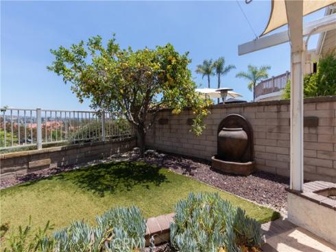 22682 Ledana , Mission Viejo, CA