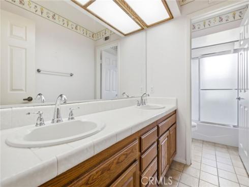 23021 Tiagua , Mission Viejo, CA