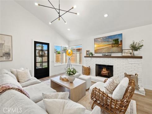 27002 El Retiro , Mission Viejo, CA