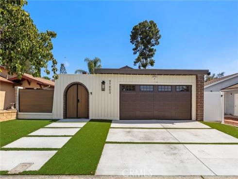 27002  El Retiro  , Mission Viejo, CA