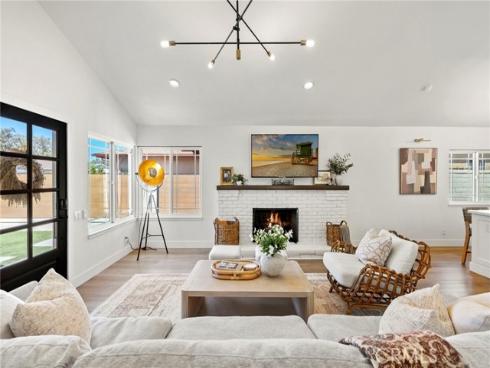 27002 El Retiro , Mission Viejo, CA