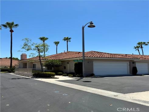 21555 San Pablo