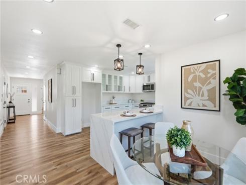 27706 Calle Valdes , Mission Viejo, CA