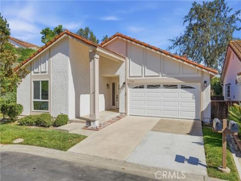 27706 Calle Valdes , Mission Viejo, CA