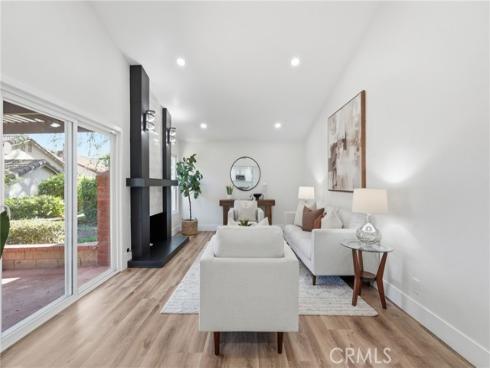27706 Calle Valdes , Mission Viejo, CA