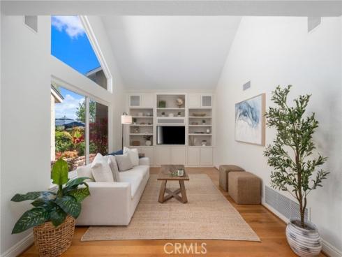 27555 Chantada , Mission Viejo, CA