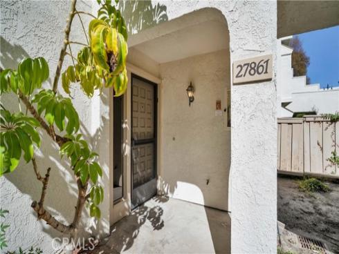 27861 Esporlas , Mission Viejo, CA