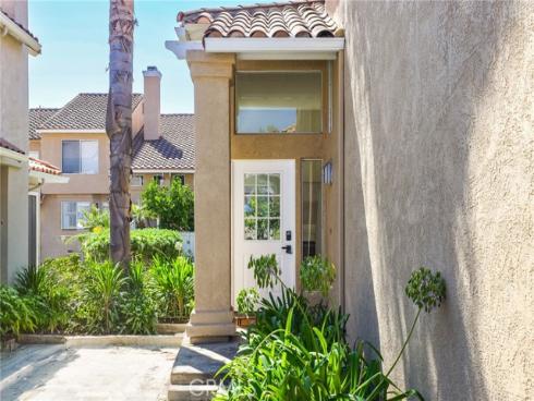 27414  Iris  , Mission Viejo, CA