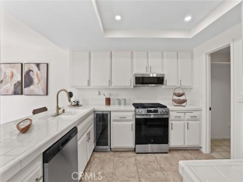 27414 Iris , Mission Viejo, CA