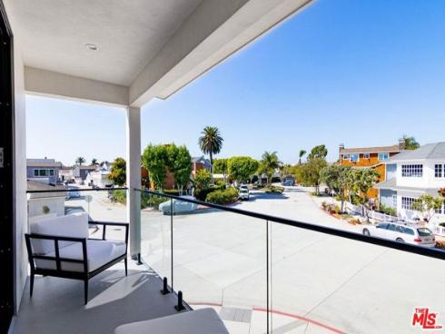 1703 Plaza Del Sur , Newport Beach, CA
