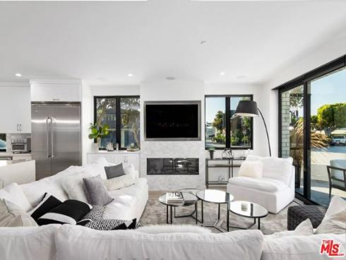 1703 Plaza Del Sur , Newport Beach, CA