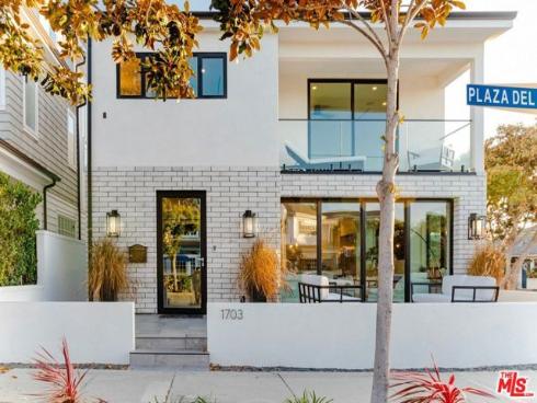 1703 Plaza Del Sur , Newport Beach, CA