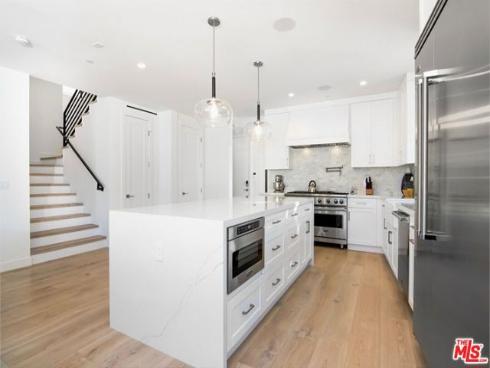 1703 Plaza Del Sur , Newport Beach, CA