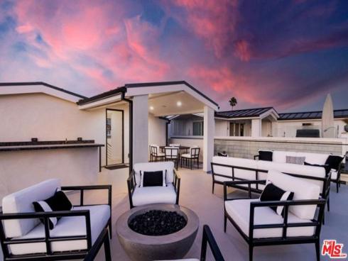 1703 Plaza Del Sur , Newport Beach, CA