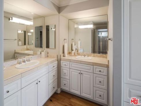 506 W Oceanfront 2 , Newport Beach, CA