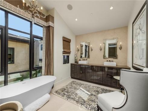 401 Snug Harbor Road, Newport Beach, CA